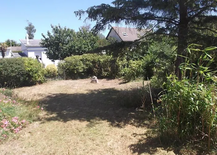 C'est Maison Bleue, Juste A Cote De La Plage... Holiday home